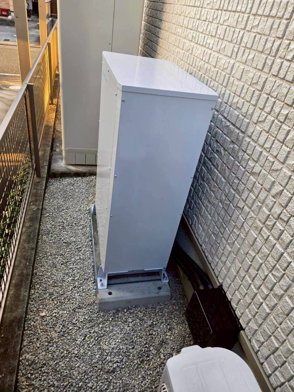 人を見て決めてます