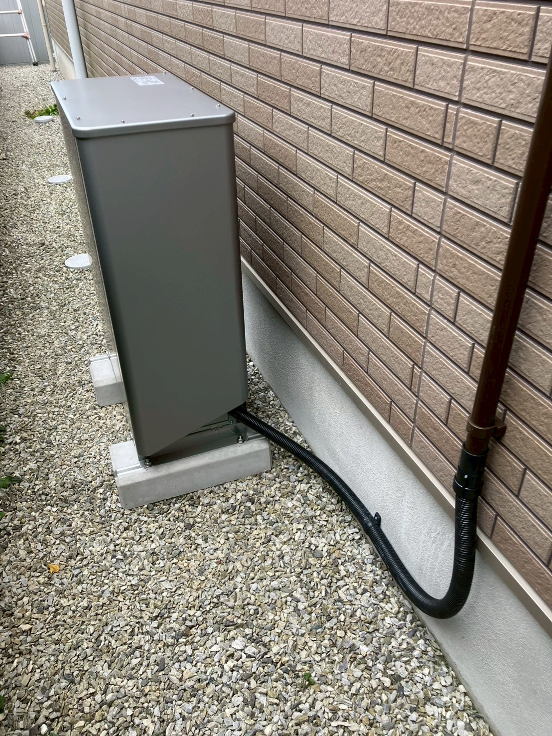 今まで来た営業さんとは全く違ったのと説明がわかりやすかった